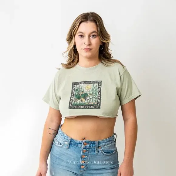 Cottagcore x Fairycore Cropped Tee Shirt - Picture 2 of 9